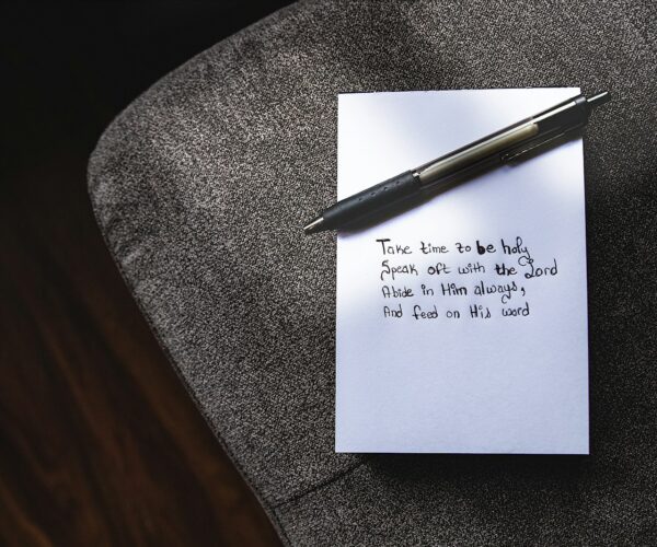 Texte d&rsquo;amitié sincère qui fait pleurer : l&rsquo;art de toucher l&rsquo;âme